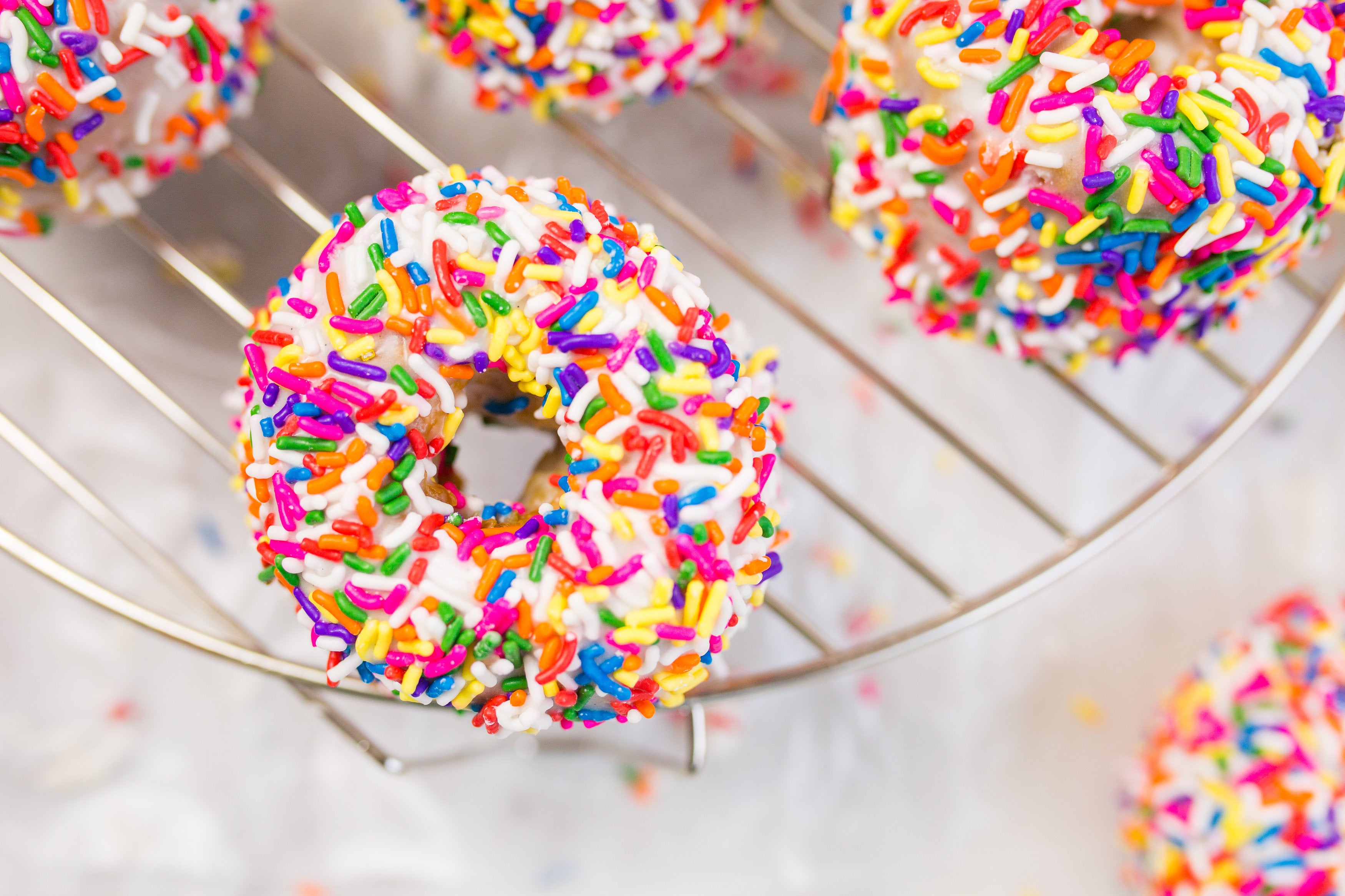 バンクシー Donuts (Chocolate) エスタンプリトグラフ